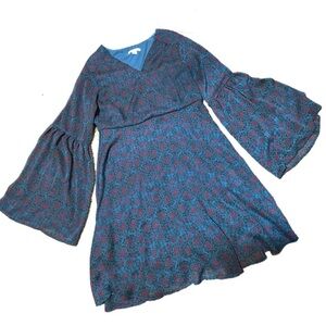 Francesca’s Medium Miami floral boho teal vneck dress bell sleeves